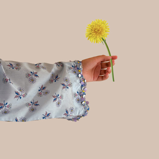 Swaying Dandelions (BLUE)