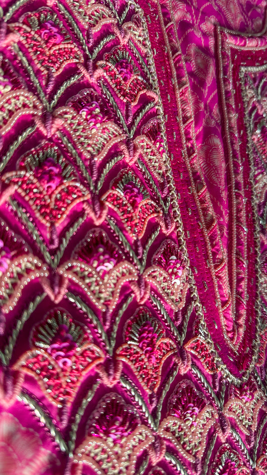 The Royal Amethyst Crest