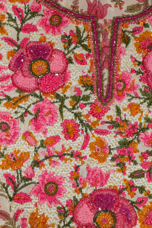 The Rosy Cameo Tapestry