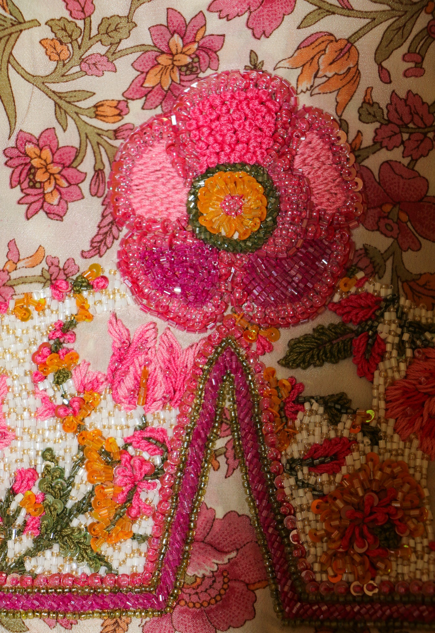 The Rosy Cameo Tapestry