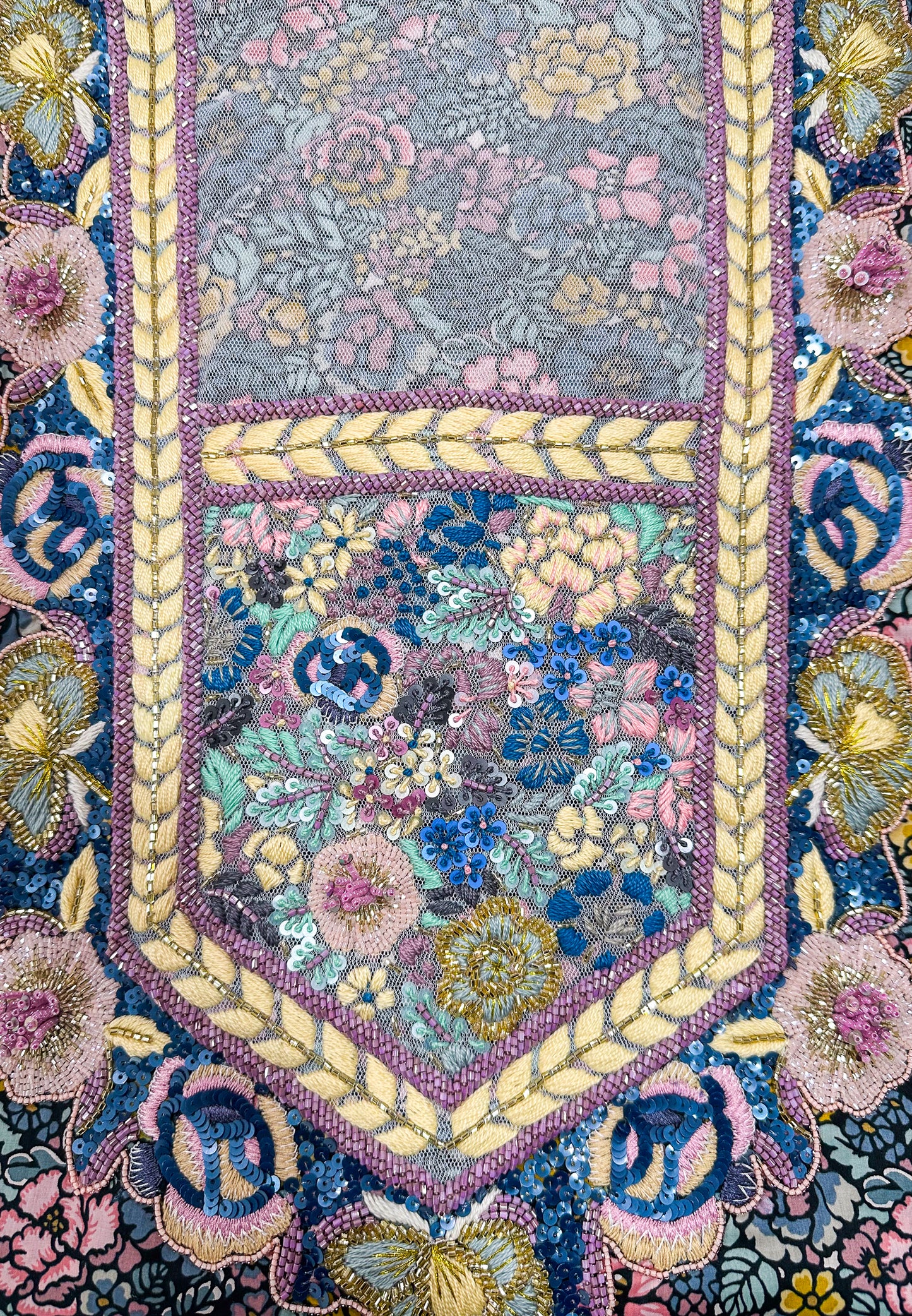 Blossom Lawn - BLUE