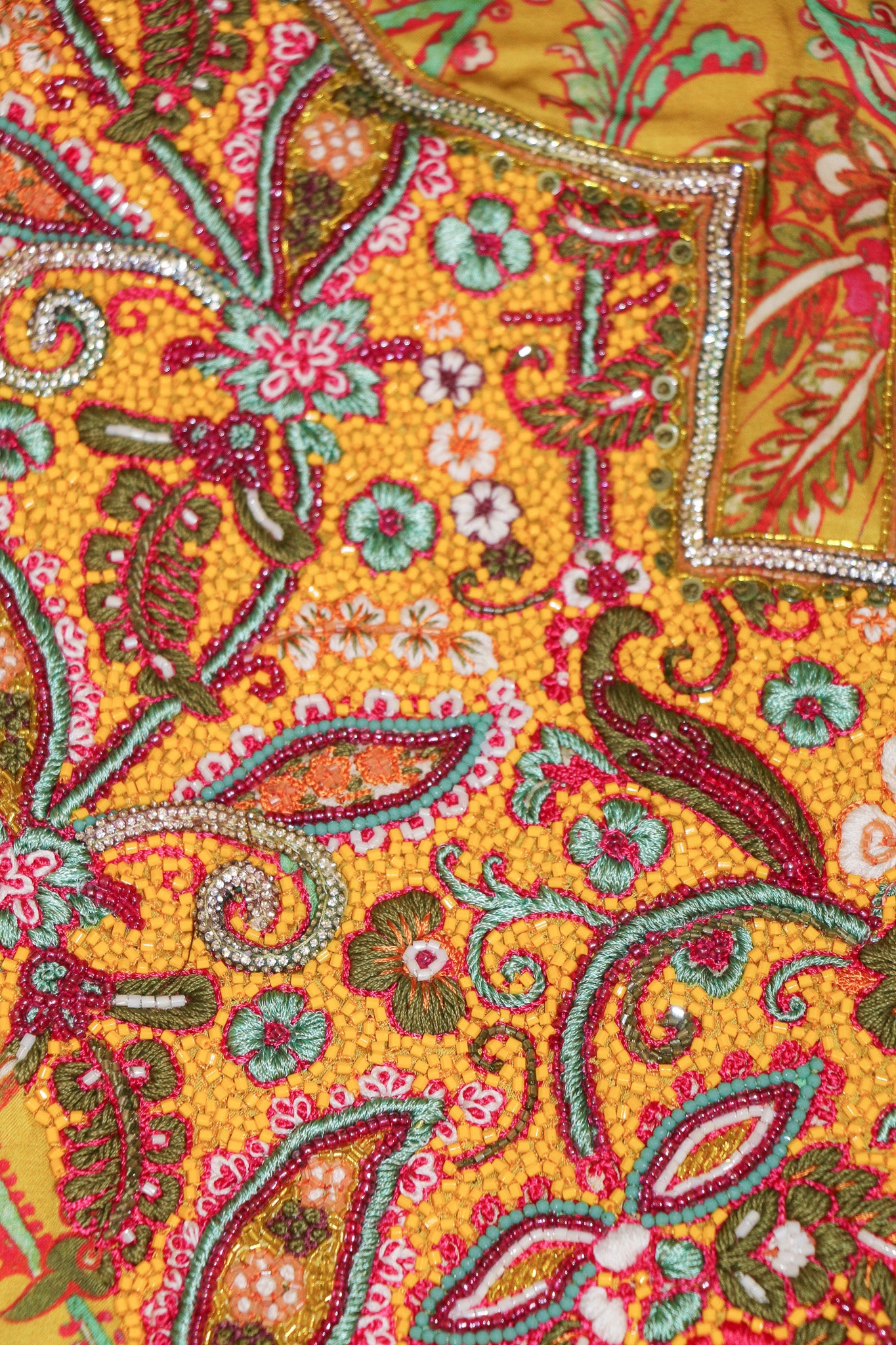 Vintage Paisley Symphony