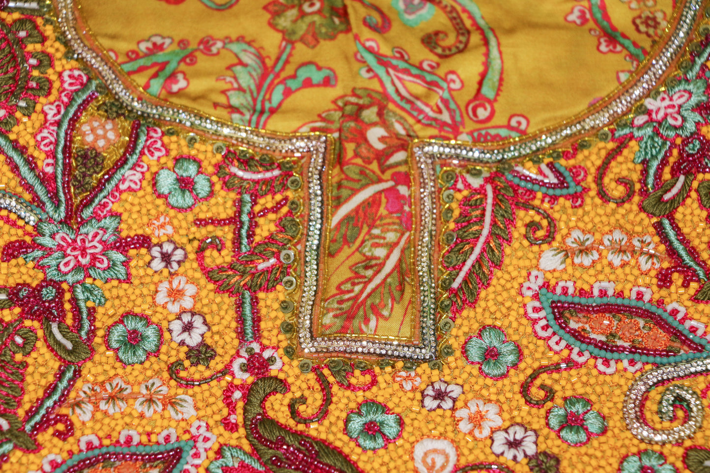 Vintage Paisley Symphony