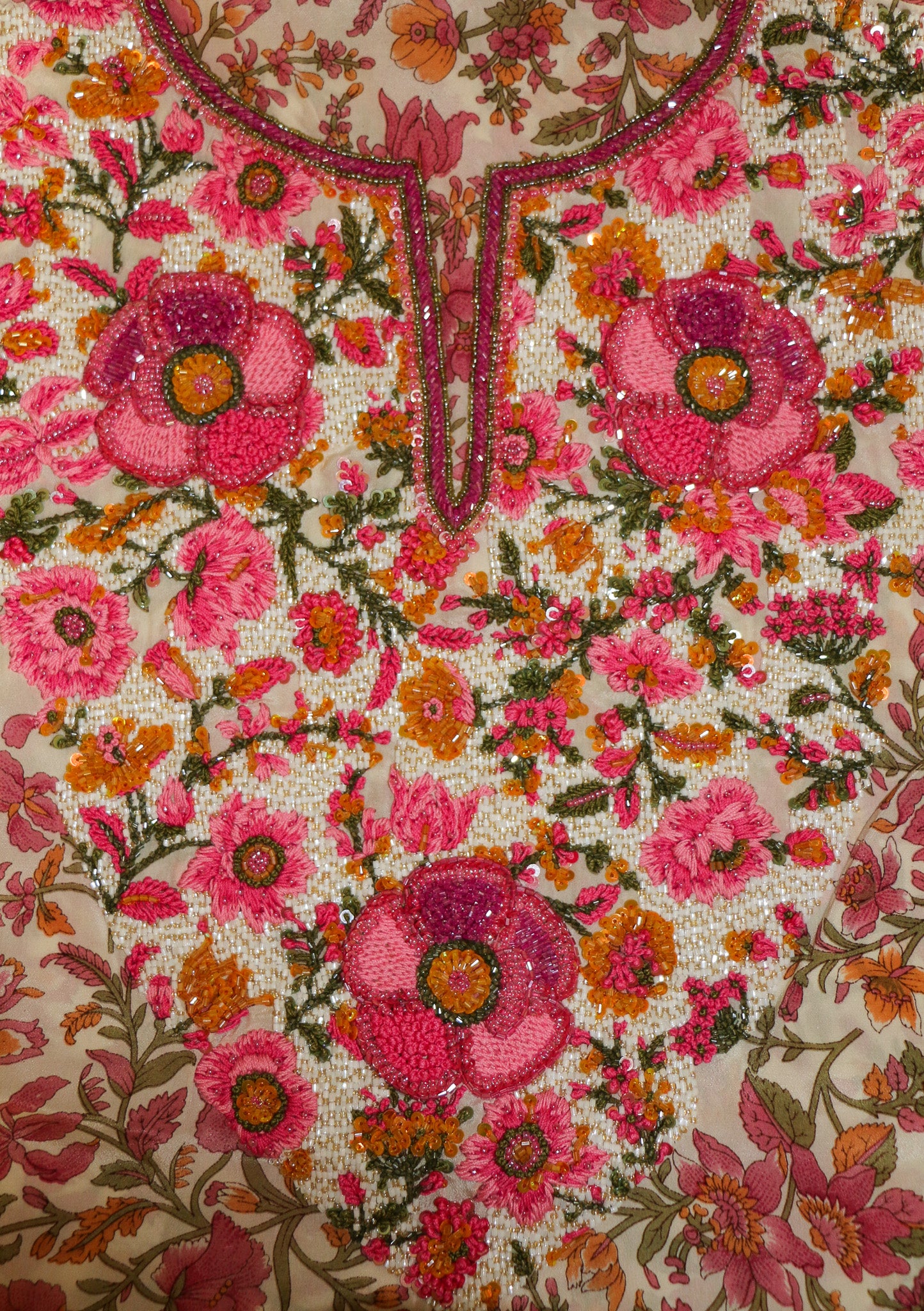 The Rosy Cameo Tapestry