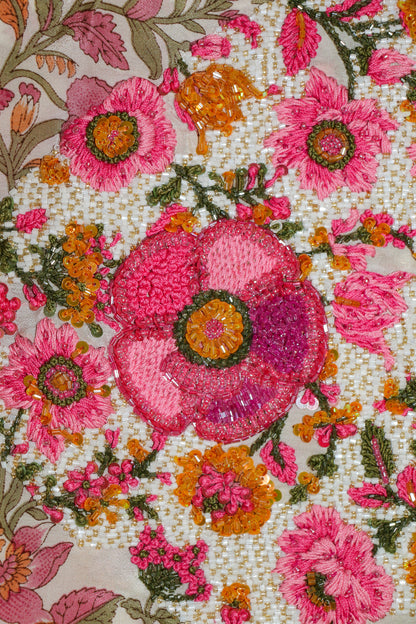 The Rosy Cameo Tapestry