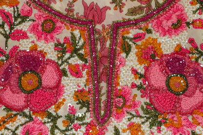 The Rosy Cameo Tapestry