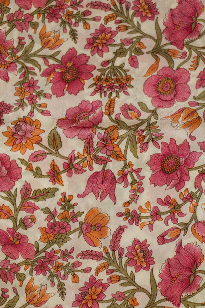 The Rosy Cameo Tapestry