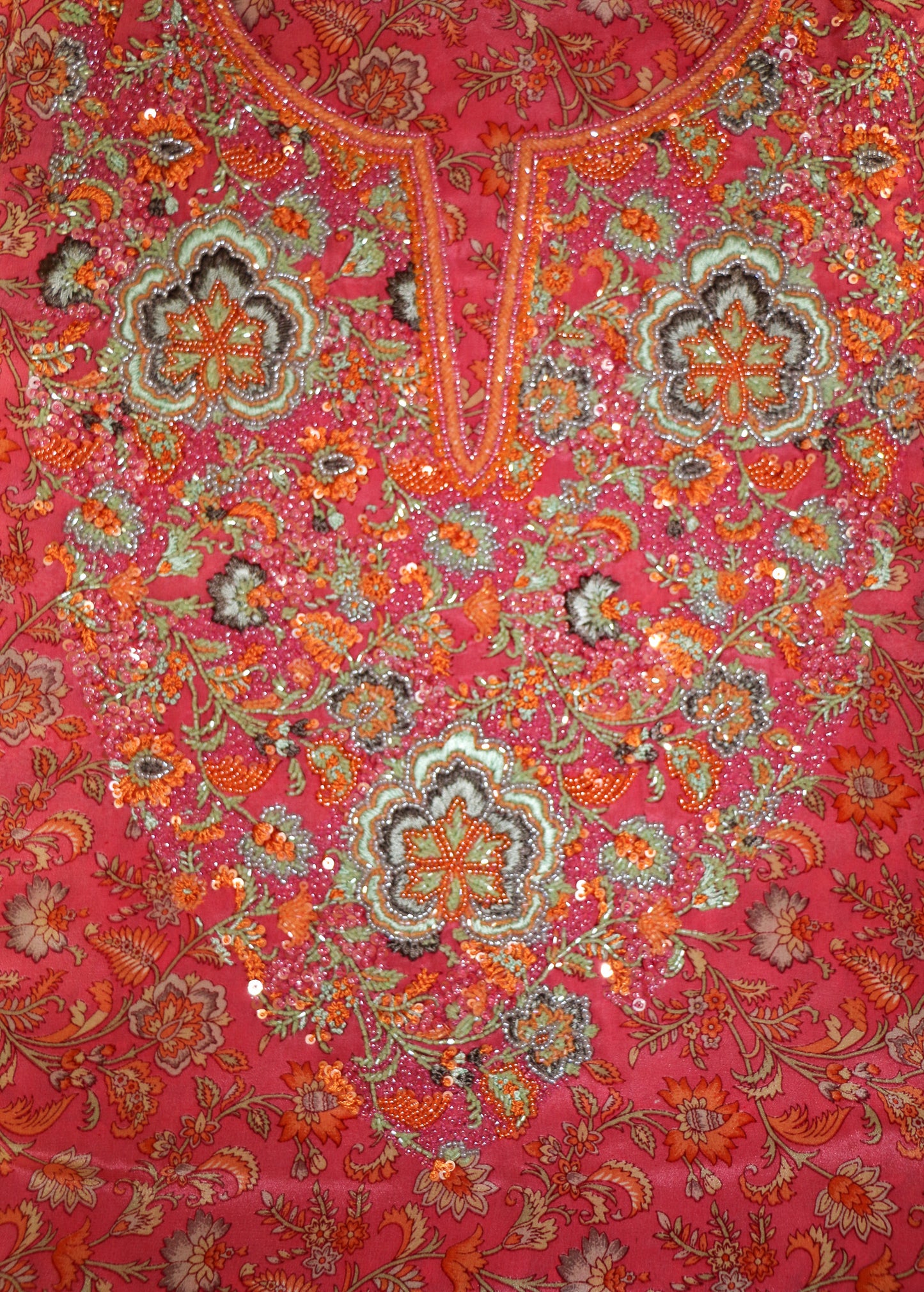 Vintage Bloomscape in Cerise