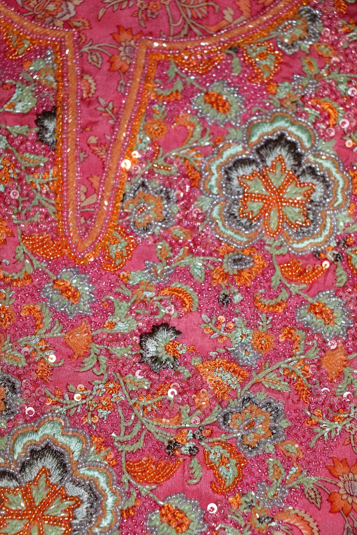 Vintage Bloomscape in Cerise